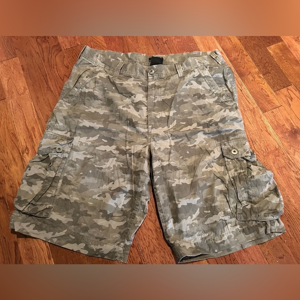 Helix Gray Camouflage Cargo Shorts